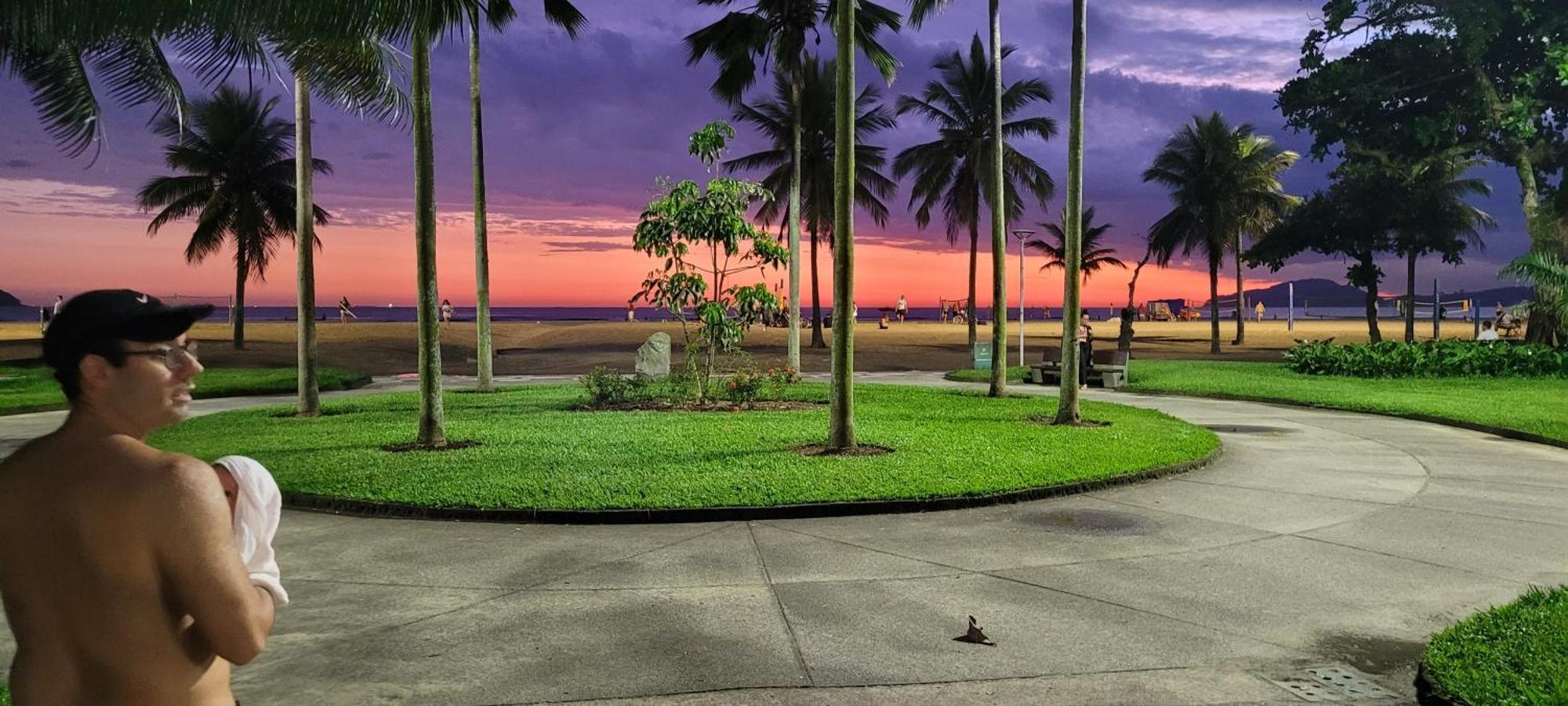 Apto Praia Gonzaga - Melhor Localizacao * Santos (Sao Paulo)